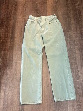 Levi's 501 Straight Leg Sage Green Butt Fly Size 27